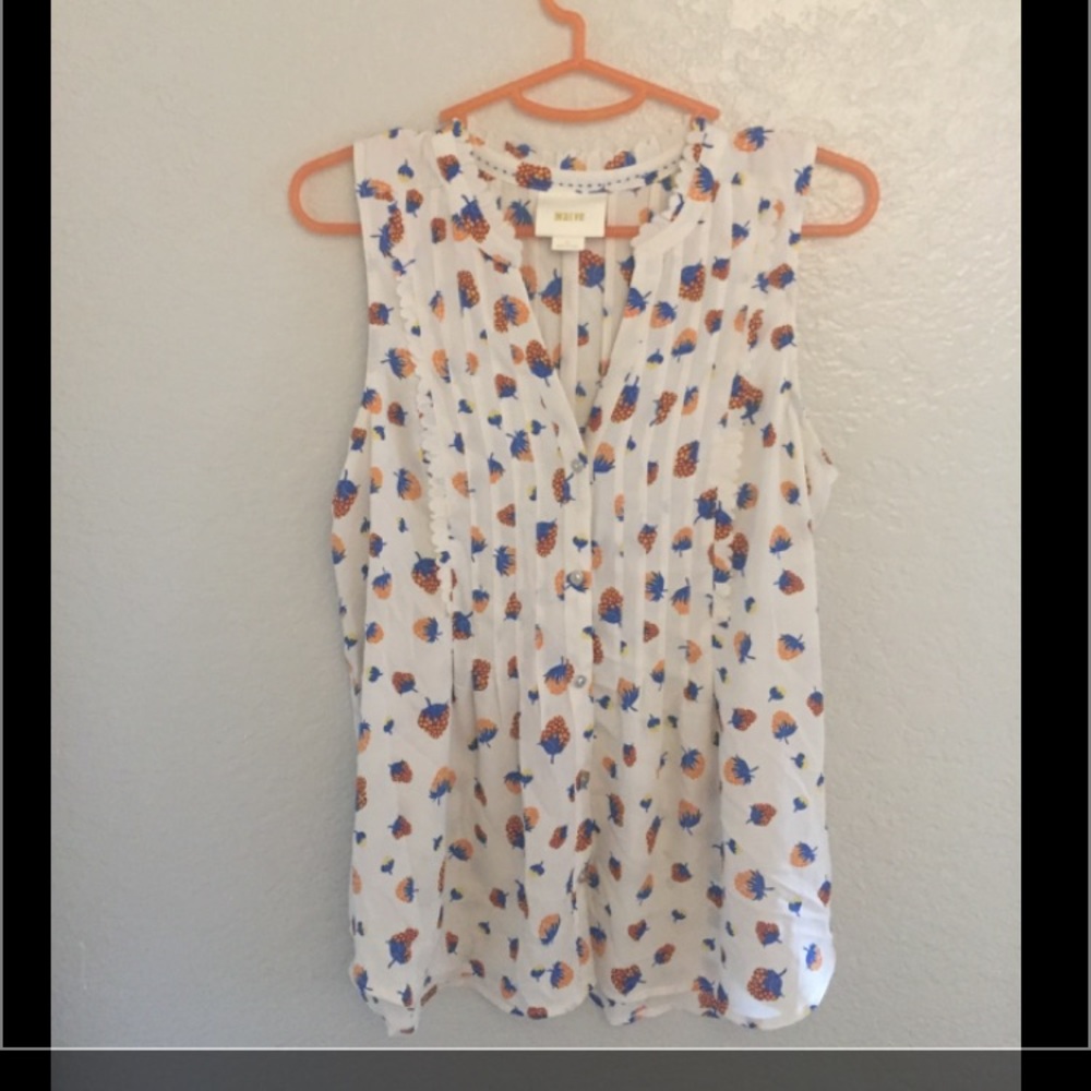 Maeve Anthropologie strawberry blouse
